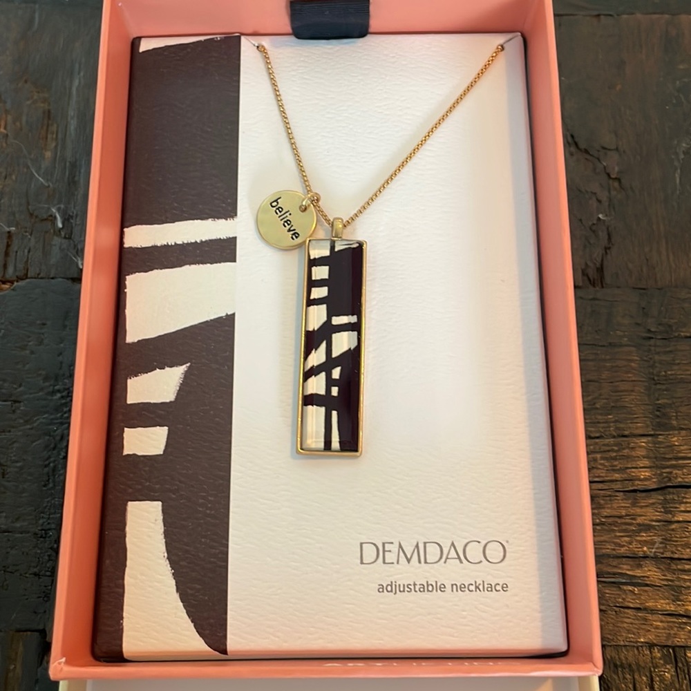 Demdaco Artlifting Necklace